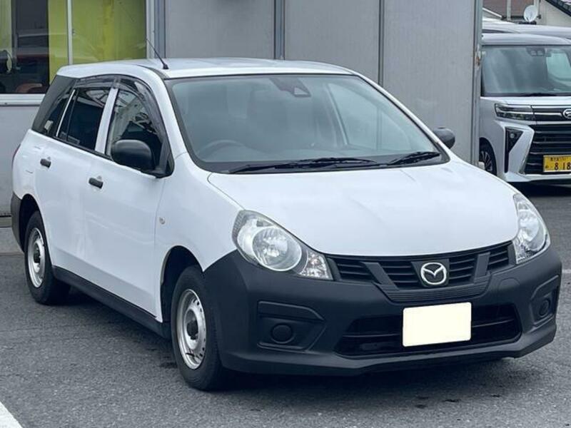 FAMILIA VAN
