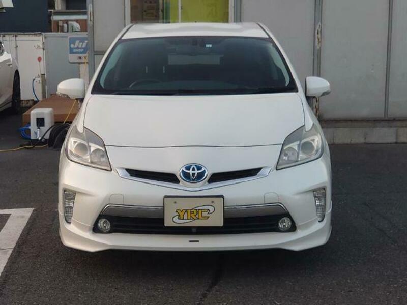 PRIUS PHV
