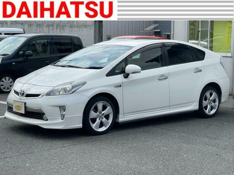 TOYOTA PRIUS PHV