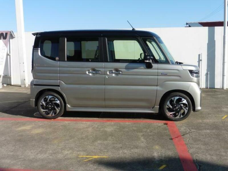 SPACIA CUSTOM