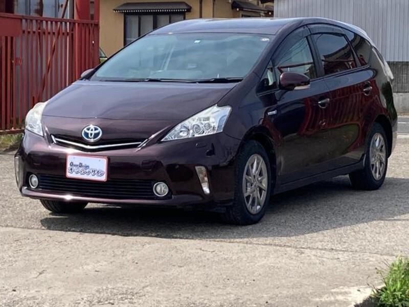 PRIUS ALPHA