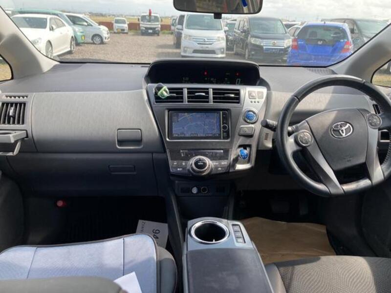 PRIUS ALPHA