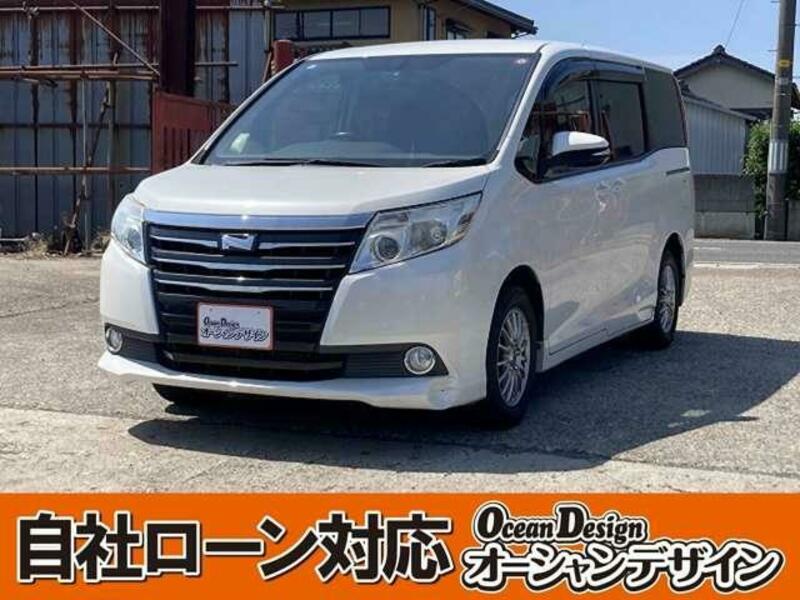 TOYOTA NOAH