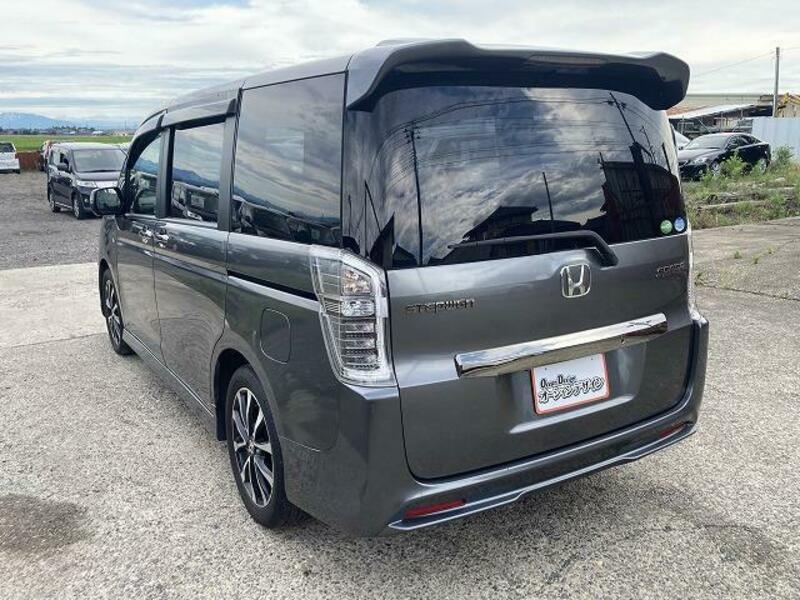 STEPWAGON SPADA