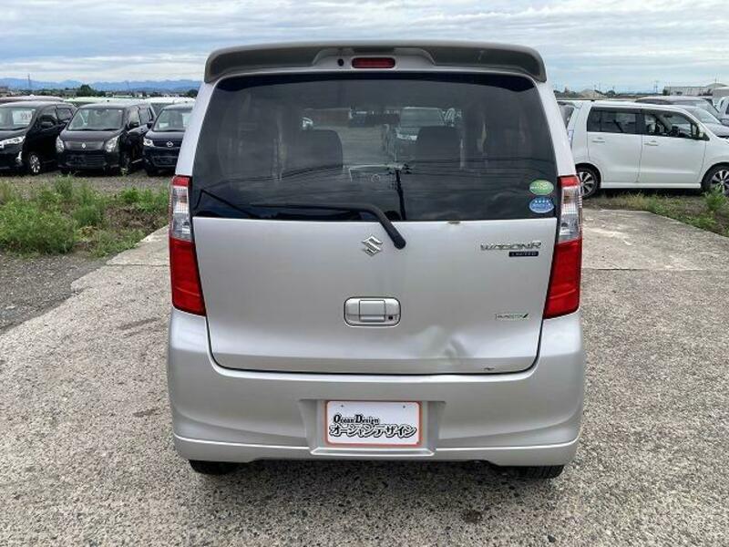 WAGON R