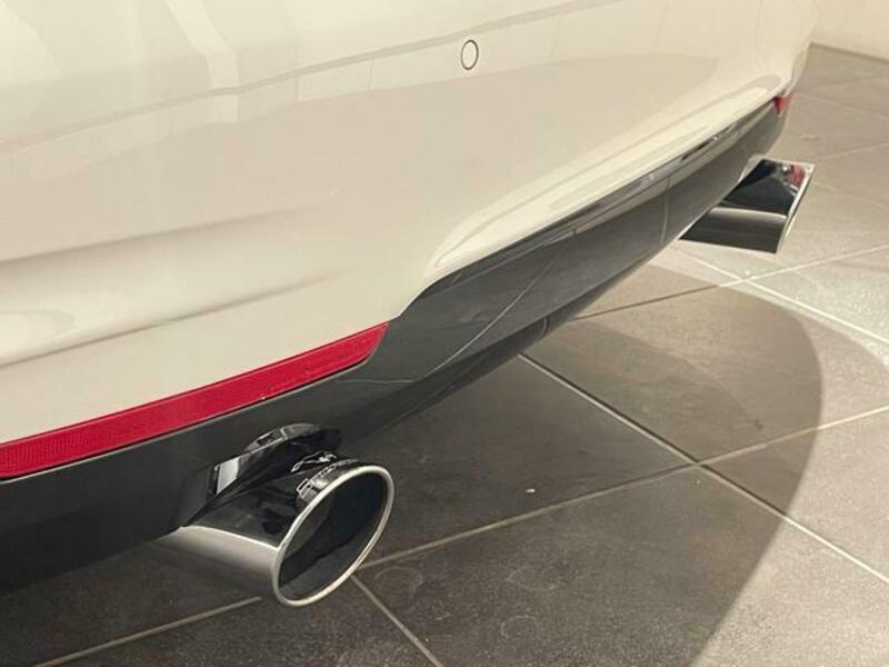 4 SERIES