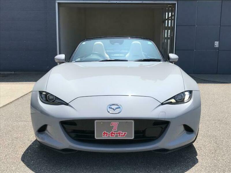 ROADSTER