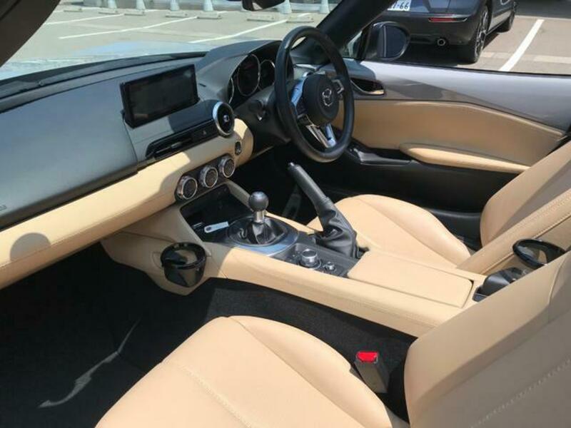 ROADSTER