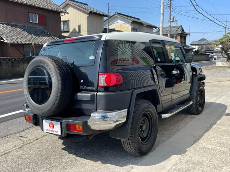 FJ CRUISER