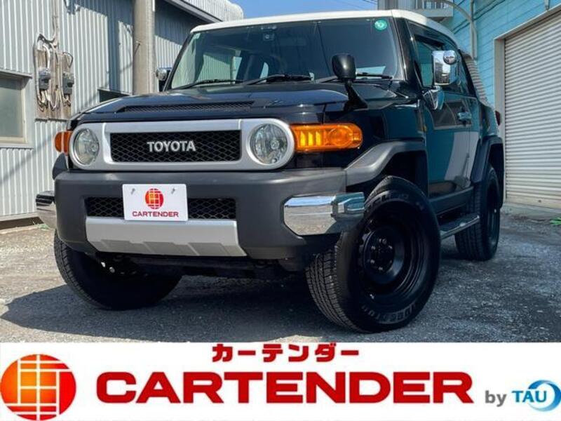 TOYOTA FJ CRUISER