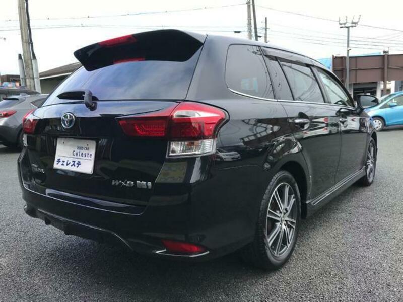 COROLLA FIELDER
