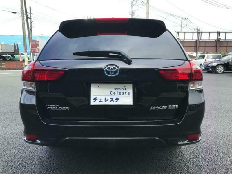 COROLLA FIELDER