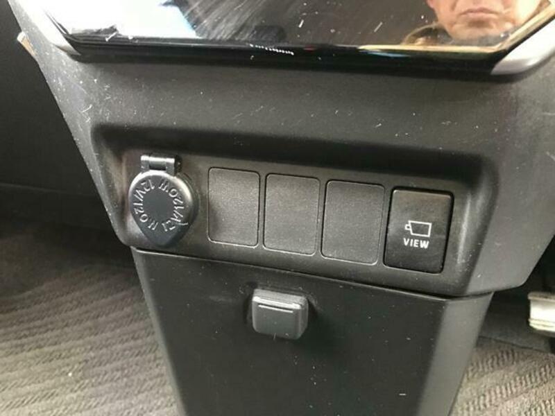 ROOMY