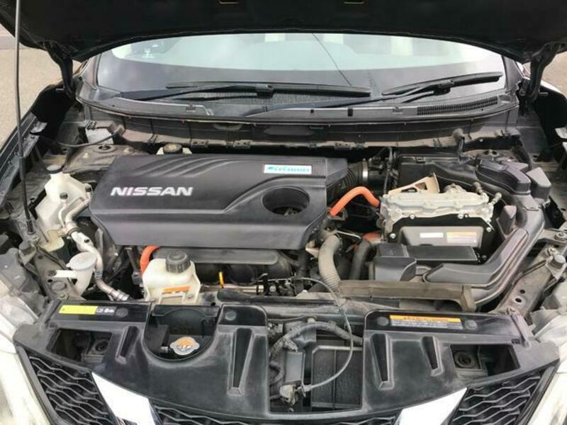 X-TRAIL