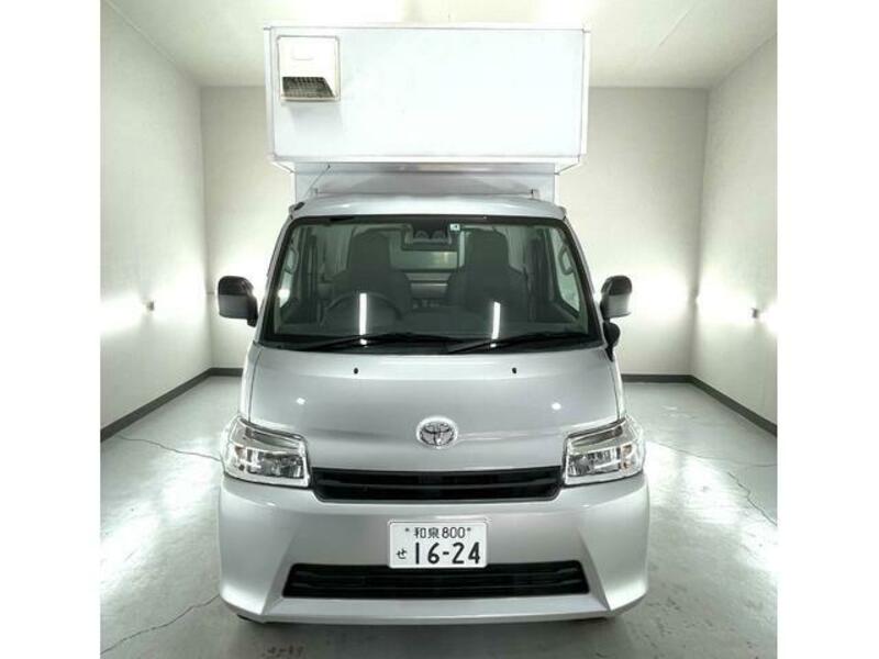 TOWNACE TRUCK
