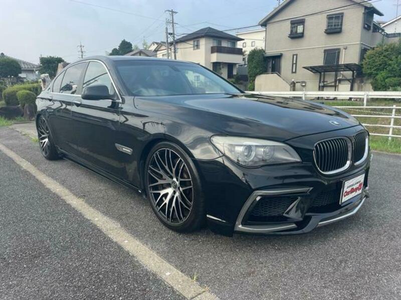BMW 7 SERIES