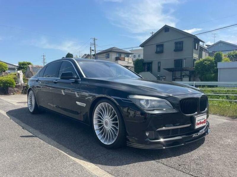 BMW 7 SERIES