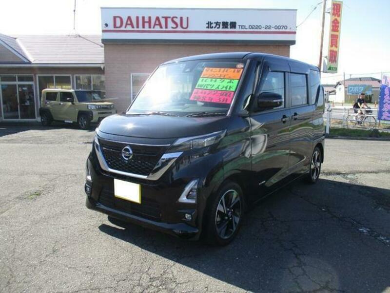 NISSAN ROOX