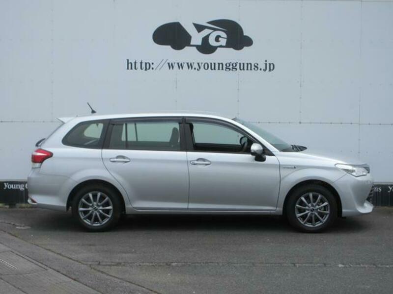 COROLLA FIELDER