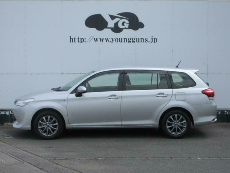 COROLLA FIELDER