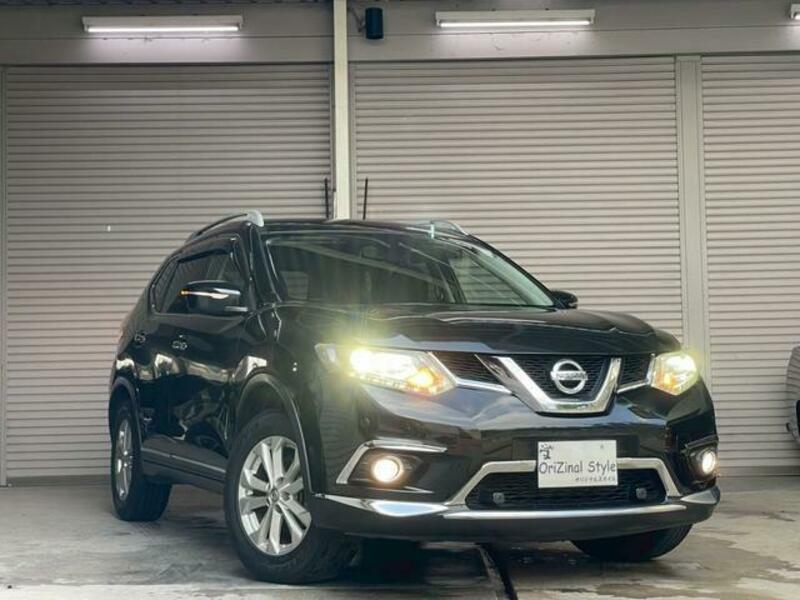 X-TRAIL