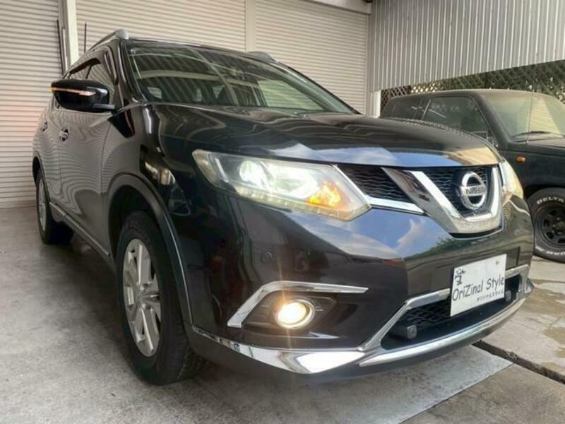 X-TRAIL
