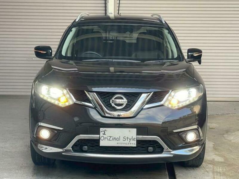 X-TRAIL