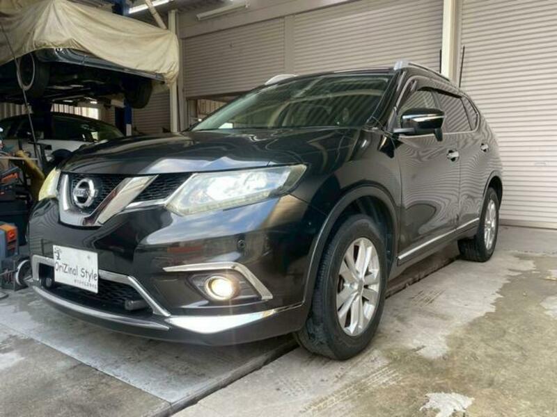X-TRAIL