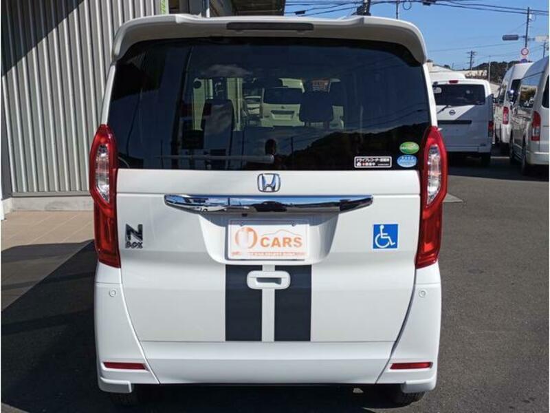 N BOX