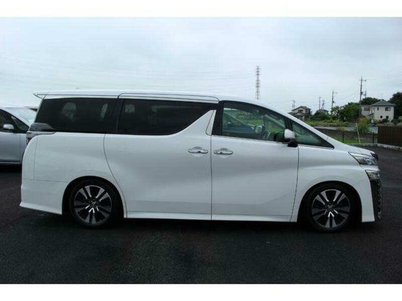 VELLFIRE