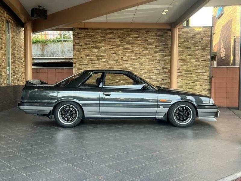 SKYLINE