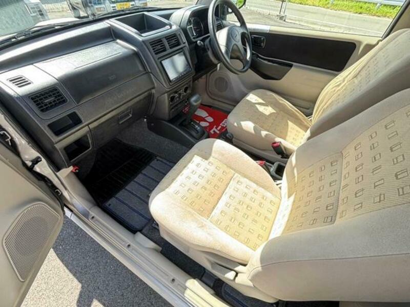 PAJERO MINI