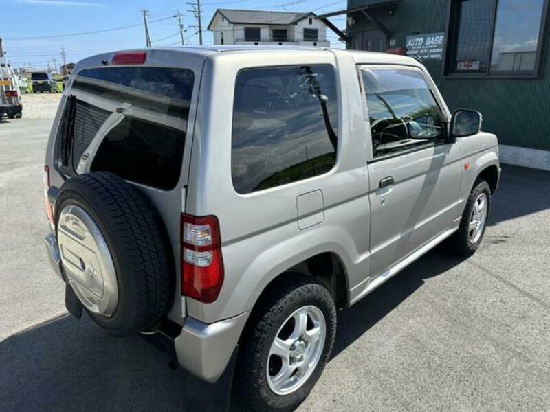 PAJERO MINI