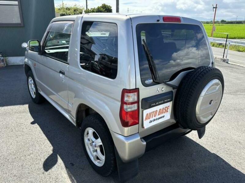 PAJERO MINI
