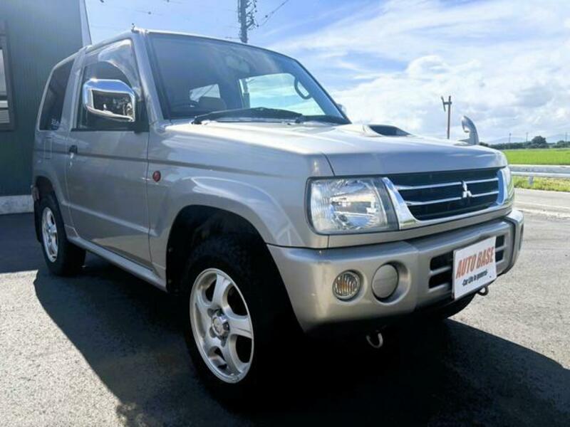 MITSUBISHI PAJERO MINI