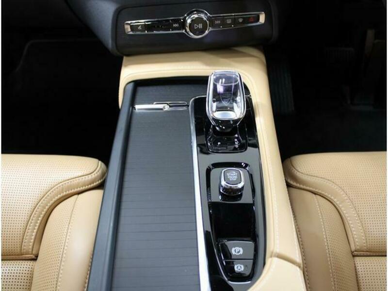 XC90