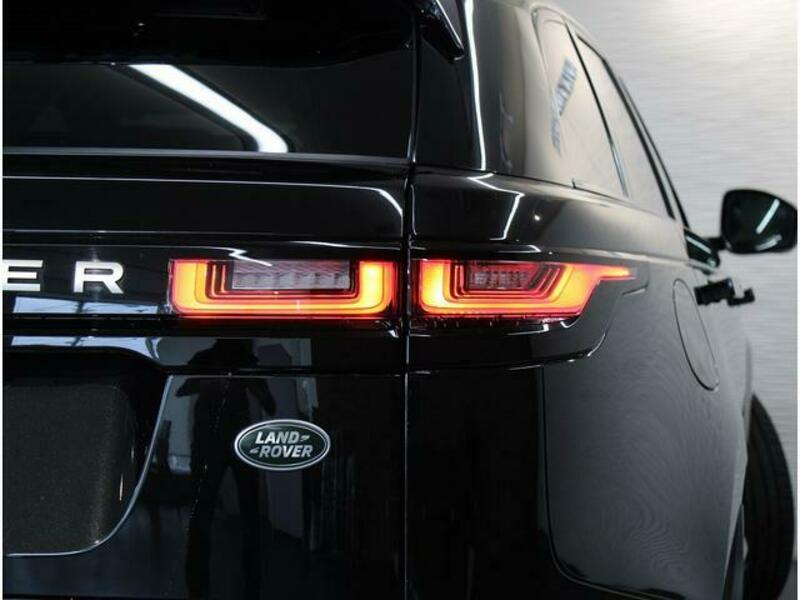 RANGE ROVER VELAR