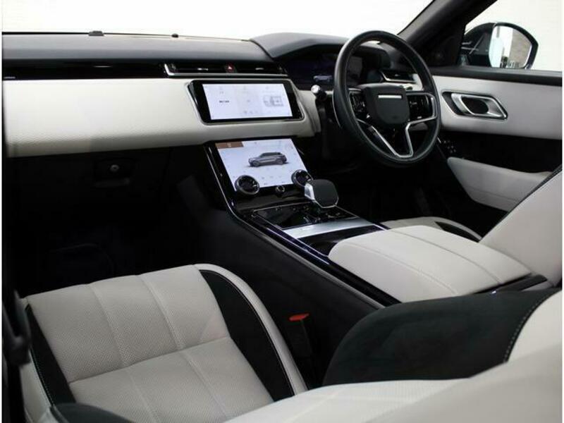 RANGE ROVER VELAR