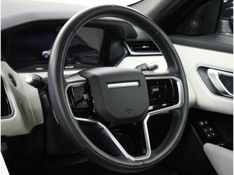 RANGE ROVER VELAR