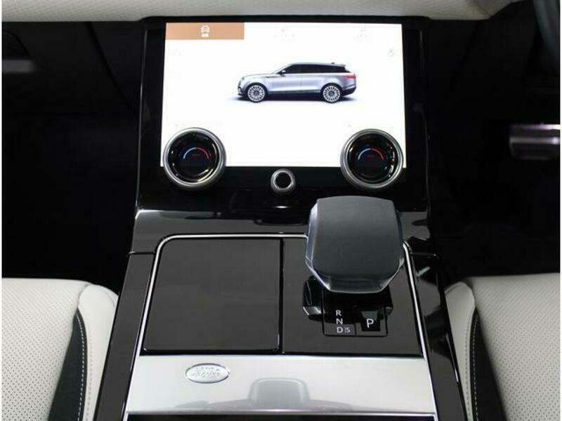 RANGE ROVER VELAR
