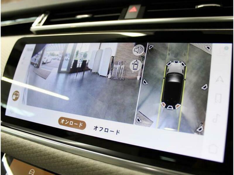 RANGE ROVER VELAR