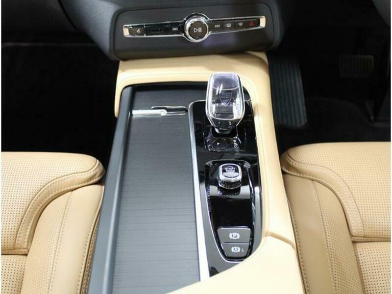 XC90