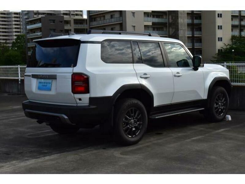 LAND CRUISER 250