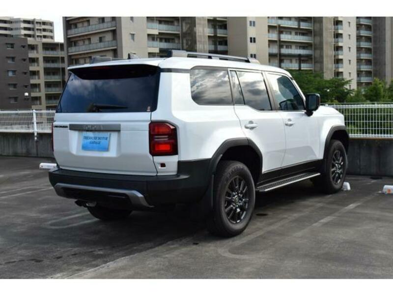 LAND CRUISER 250