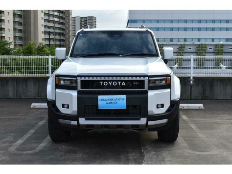 LAND CRUISER 250