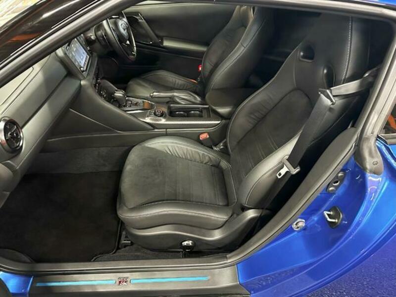 GT-R