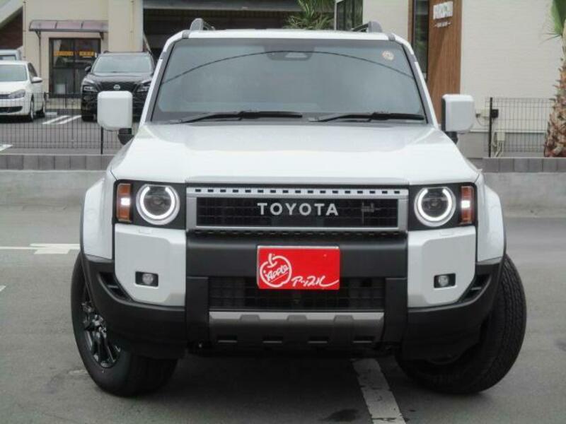 LAND CRUISER 250