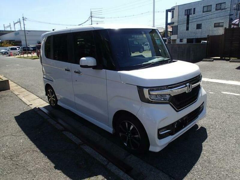 N BOX CUSTOM