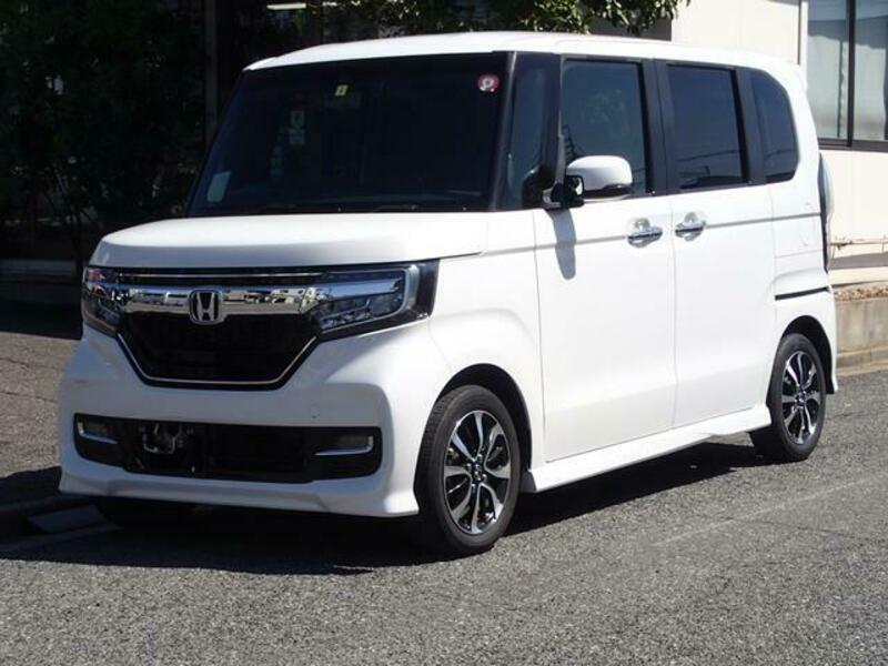 HONDA N BOX CUSTOM