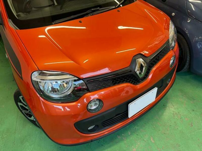 TWINGO